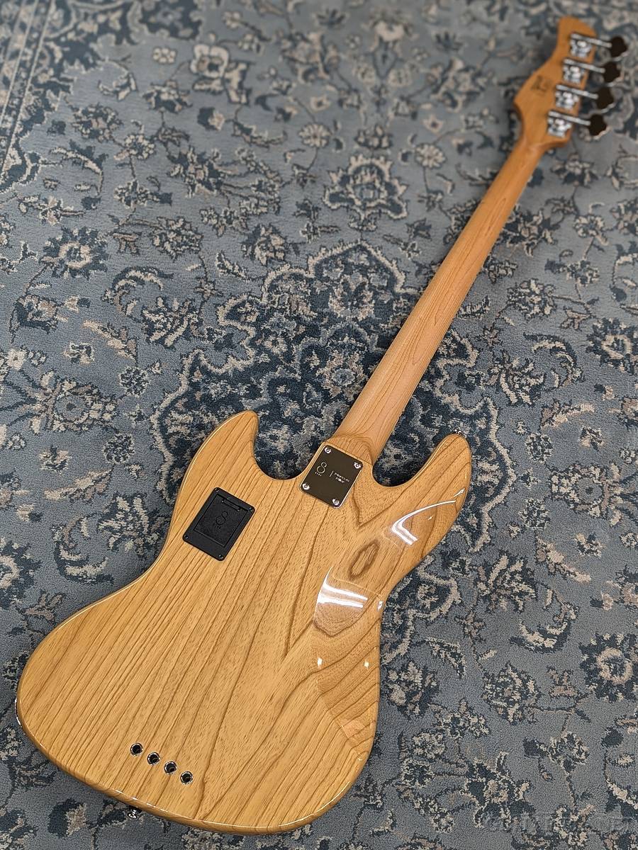 Sire V8 4st ベース　bass ギター Sire Marcus Miller V8 4-String