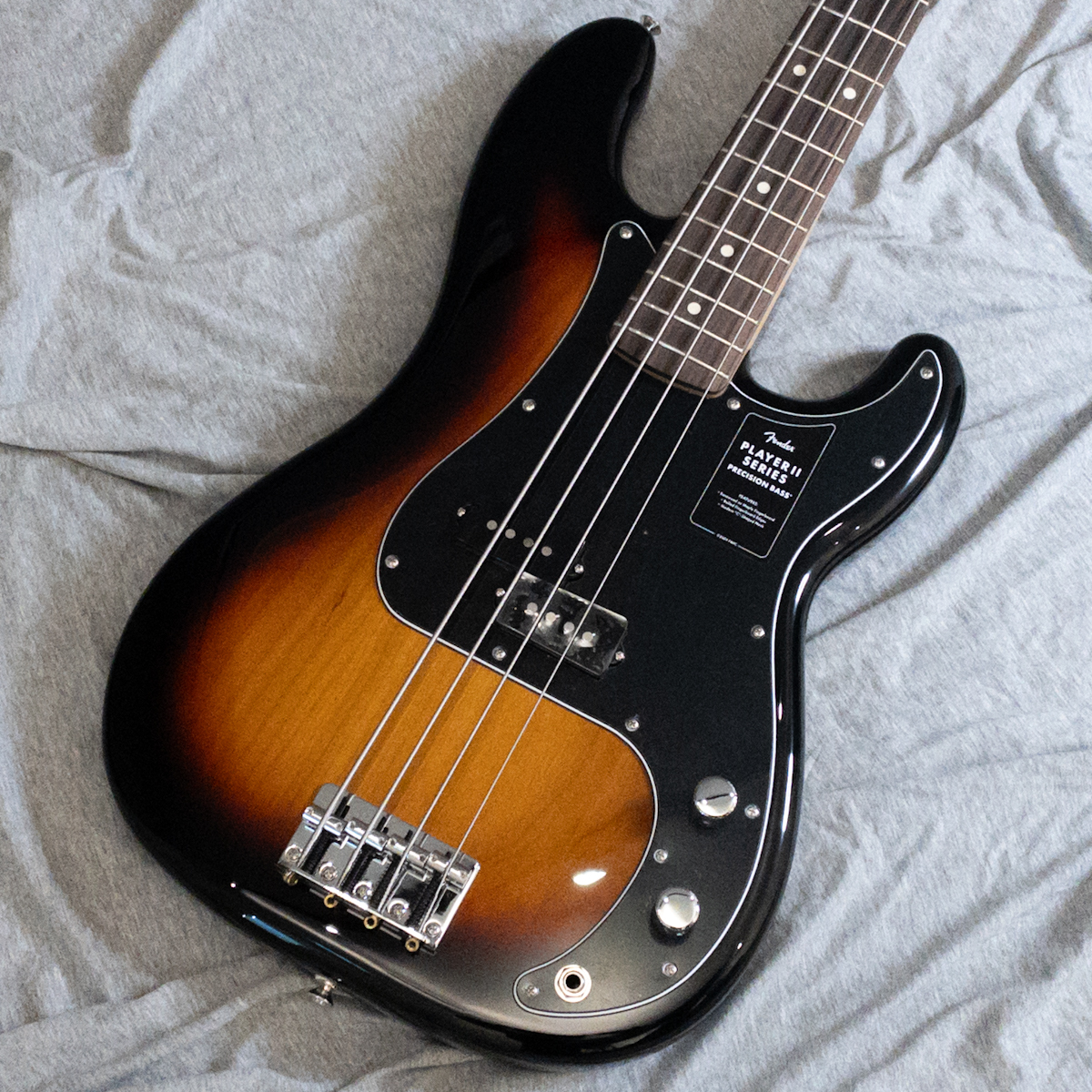 Fender Player II Precision Bass 3TS 新品同様 Fender Player II Precision Bass, 3-Color Sunburst - Blues