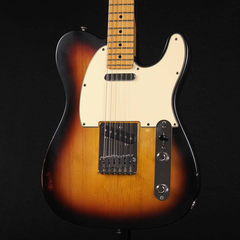 Fender Highway One Telecaster Maple Fingerboard ~3-Color Sunburst
