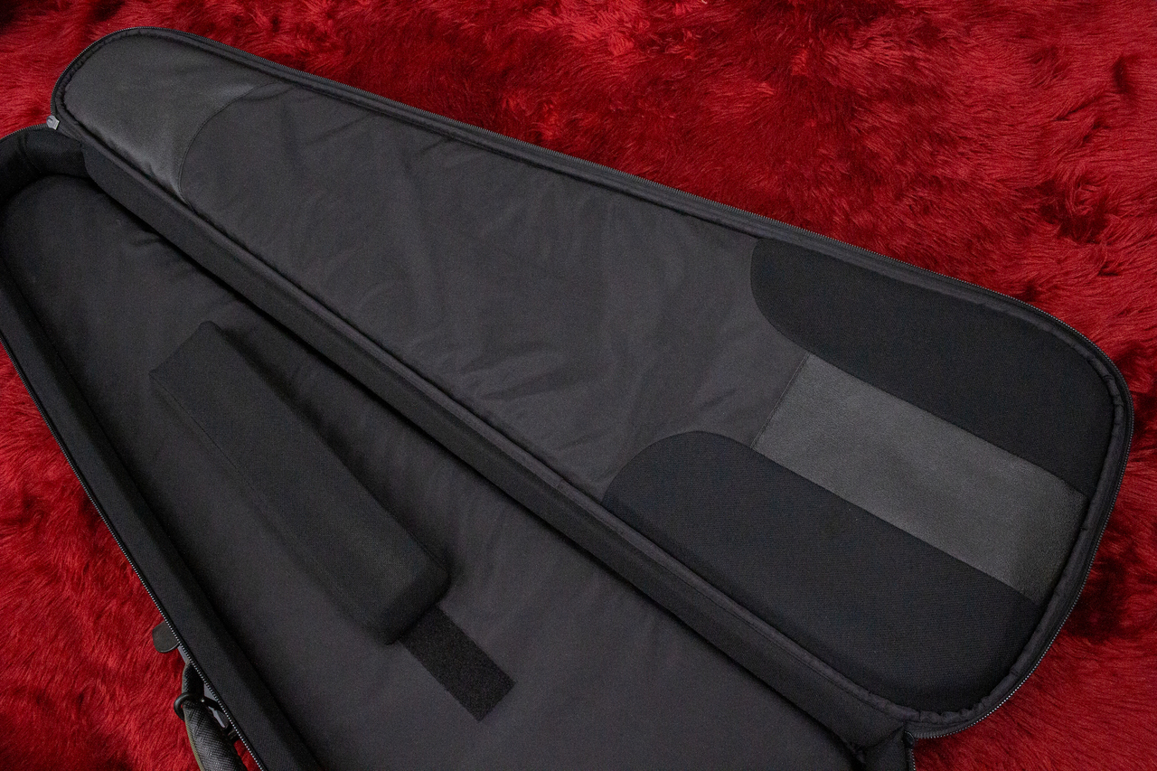 Incase guitar best sale gig bag