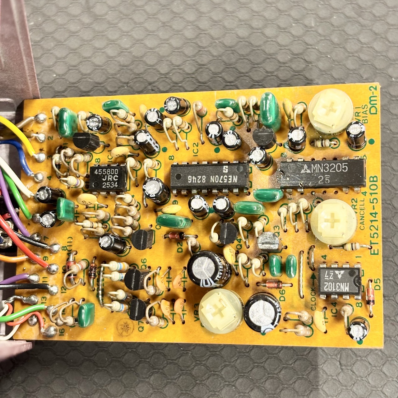 BOSS 1983 DM-2 Delay【USED】（中古）【楽器検索デジマート】