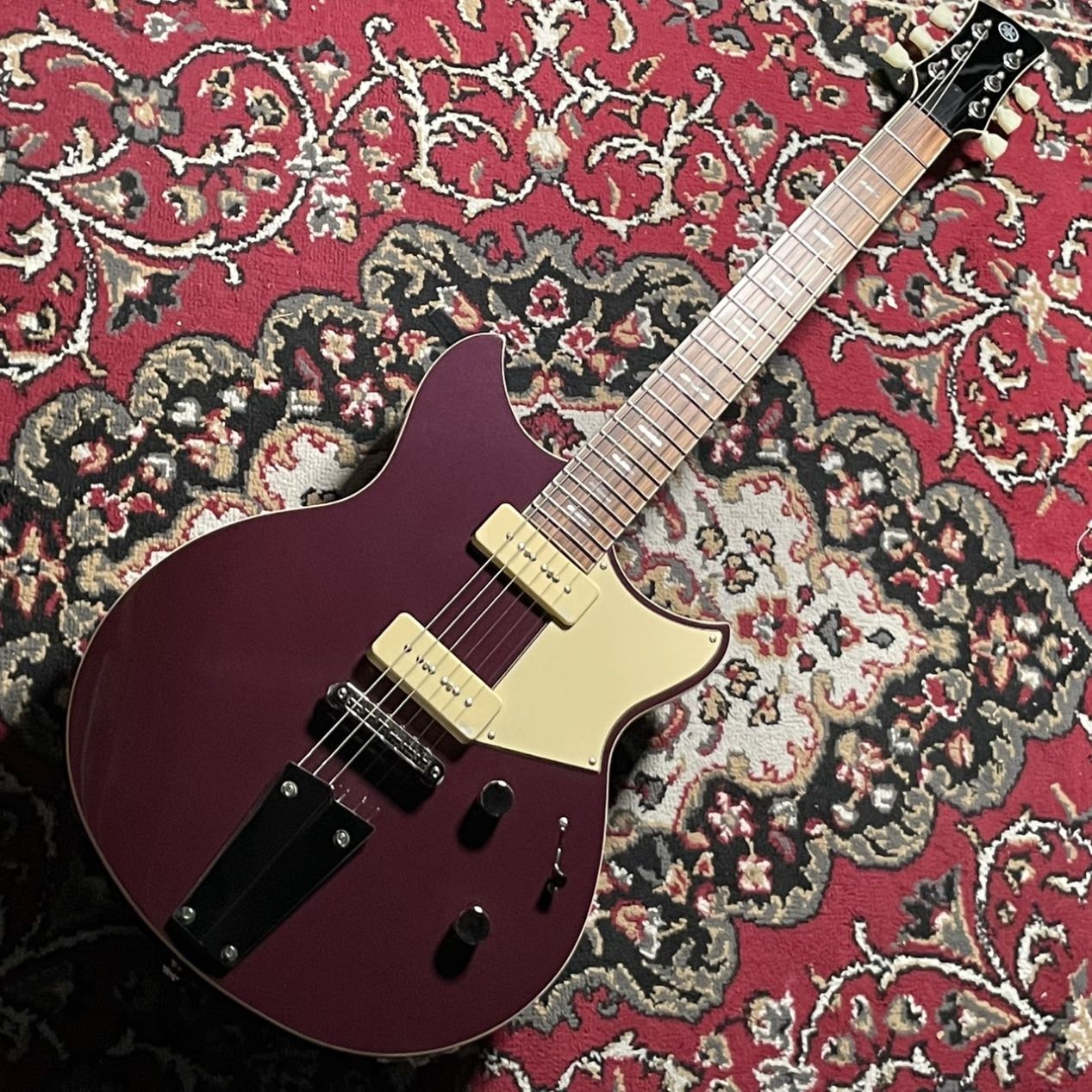 限定値下げ】YAMAHA☆RSS02T☆ギター☆クリップチューナー付☆中古