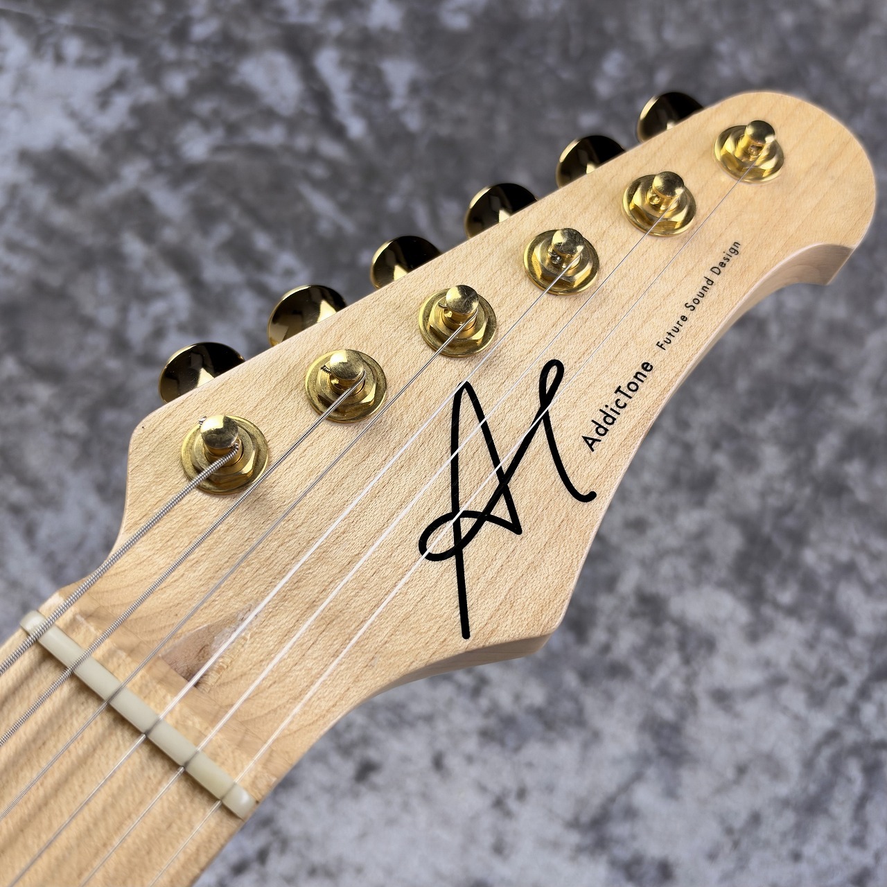 Addictone Custom Guitars ST-Model SSH【3.38kg】（中古）【楽器検索