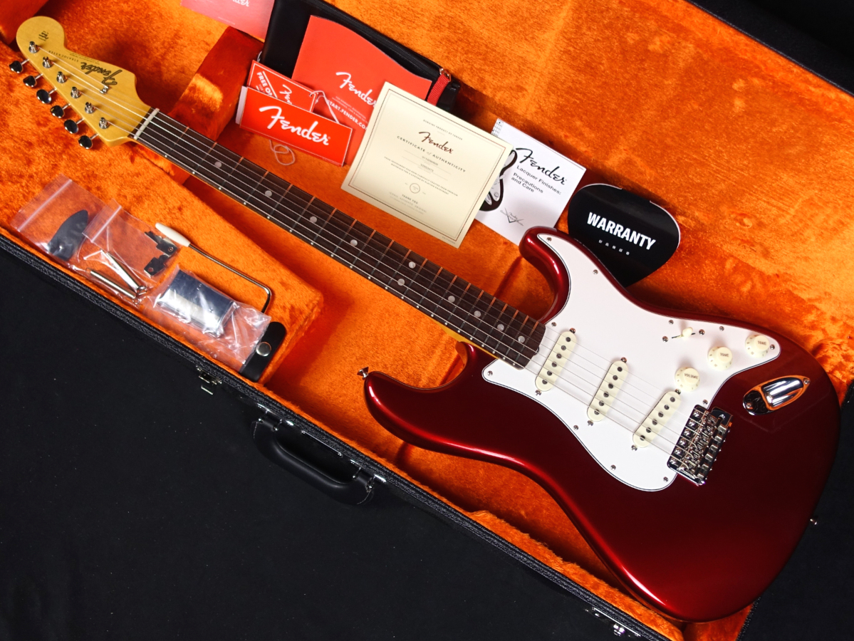 Fender American Vintage II 1965 Stratocaster Candy Apple Red 2025