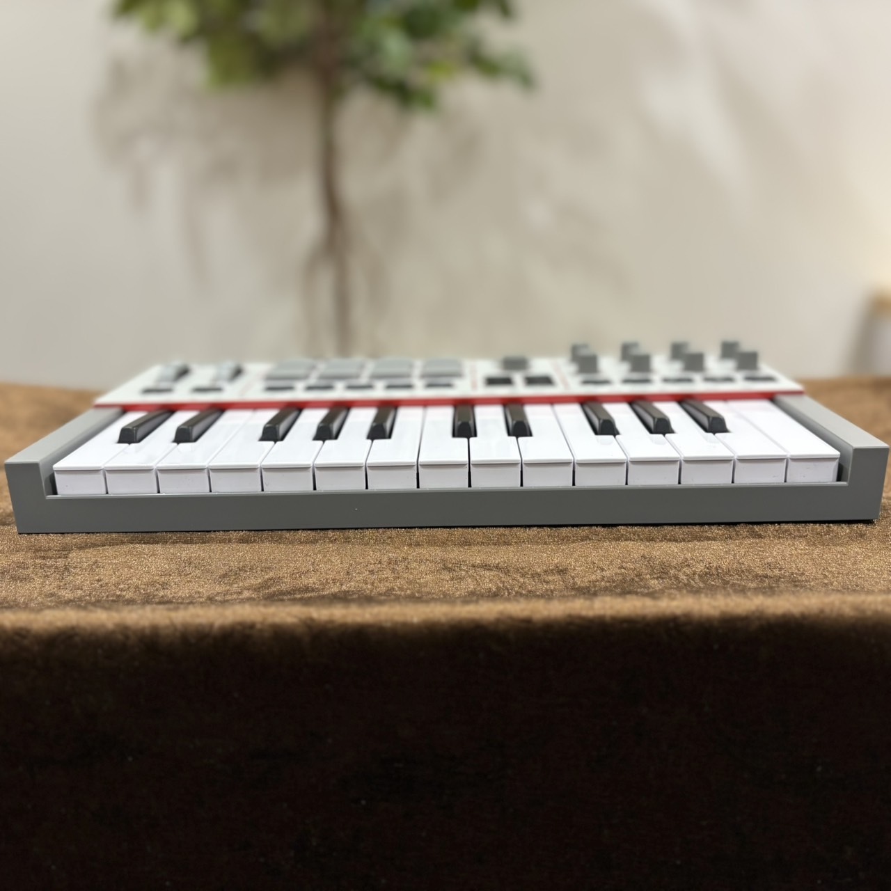 AKAI 《新製品 / 迅速発送！》MPK Mini IV Grey MIDIキーボード