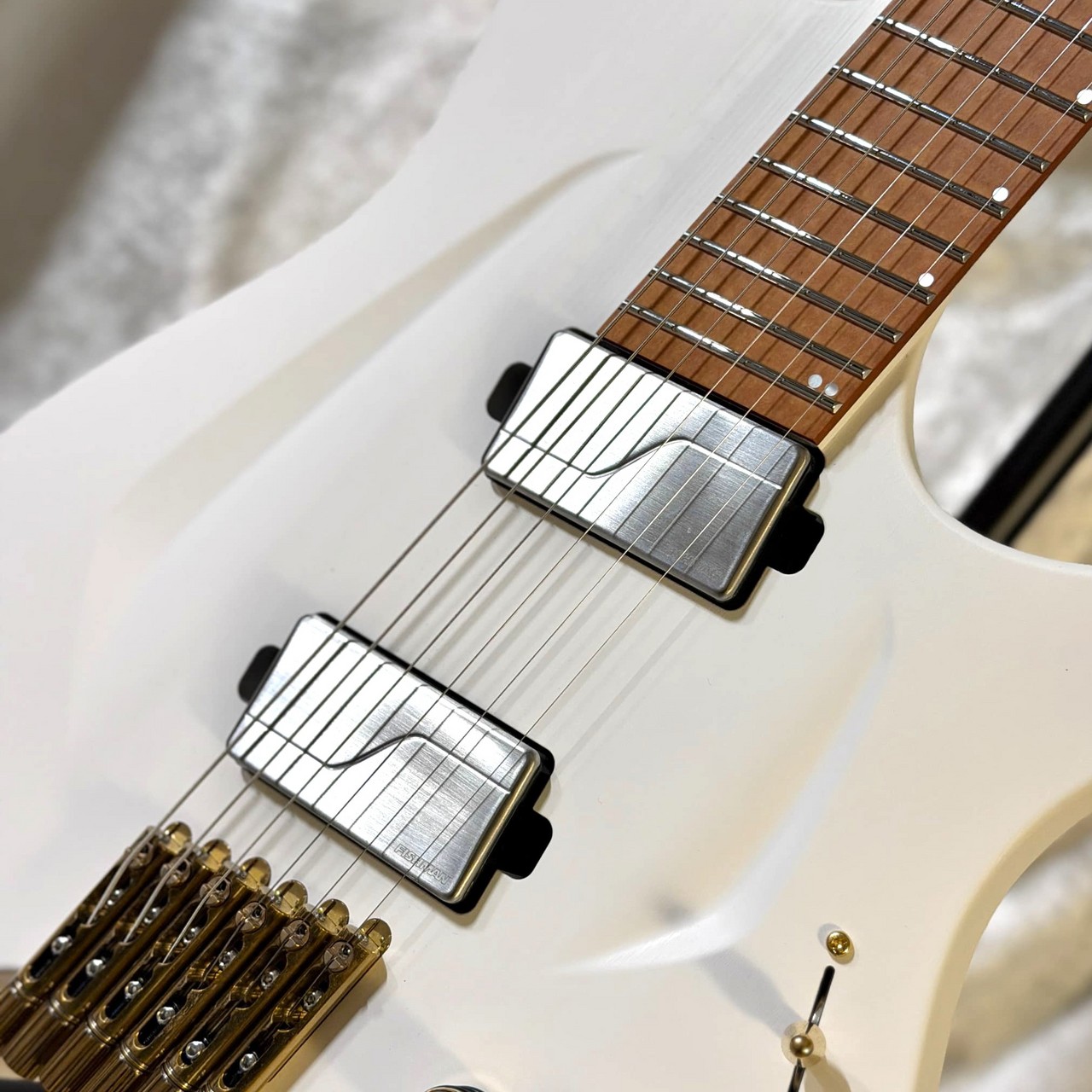 ARISTIDES 【オランダ科学の結晶】H/06R ~White~ #3980【モダン