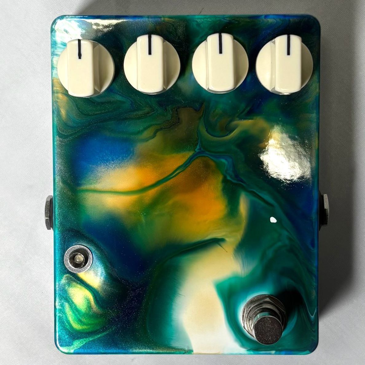 SIRVARZ EFFECT REGALIA（B級特価/送料無料）【楽器検索デジマート】 