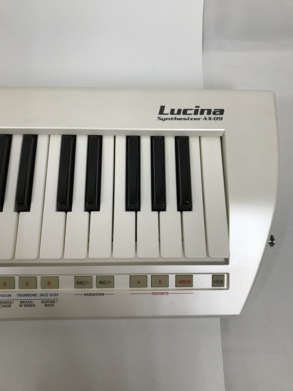 最終値下げ!】Roland Lucina AX-09ショルダーキーボード - 鍵盤楽器