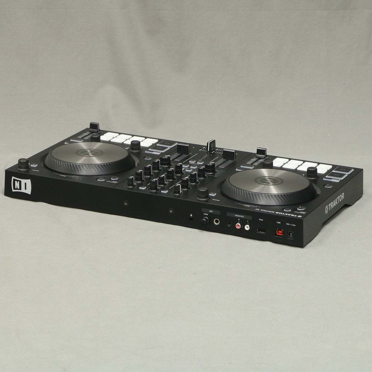 NATIVE INSTRUMENTS TRAKTOR KONTROL S2 MK3 【御茶ノ水本店】（中古