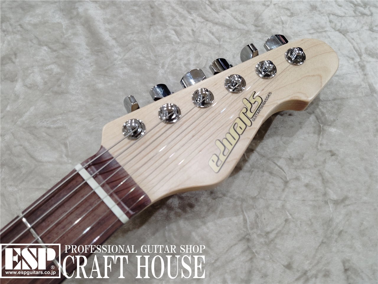 本日ラスト‼️EDWARDS エレキベース プロフェッショナルグレード レッドラメ 本日ラスト‼️EDWARDS エレキベース プロフェッショナルグレード
