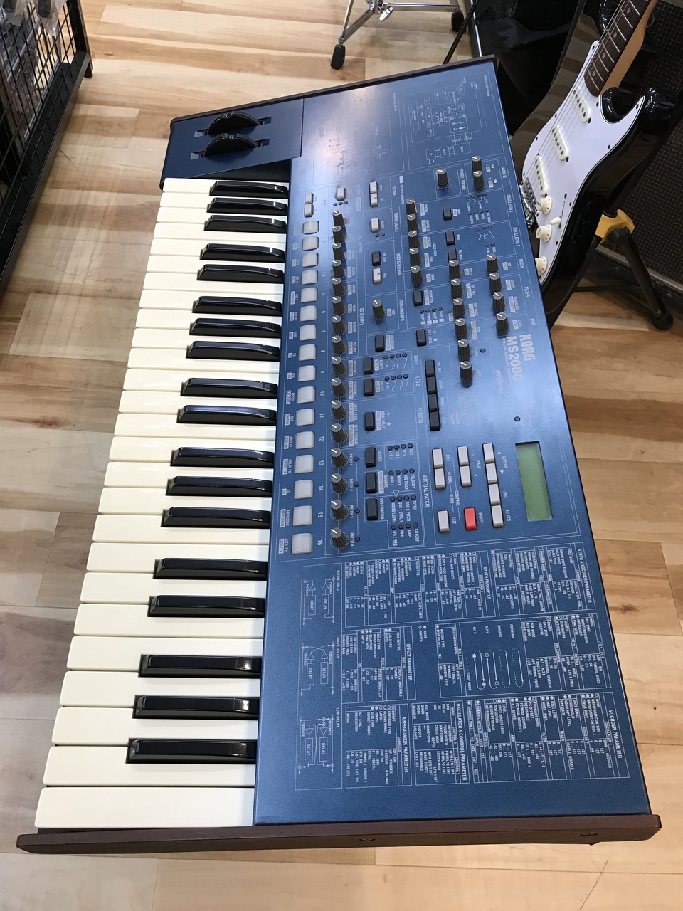 兵庫県神戸市より！KORG MS2000 アナログシンセサイザー送料込みです。 KORG MS2000 Analog Modeling Synthesizer（中古）【楽器検索デジマート】