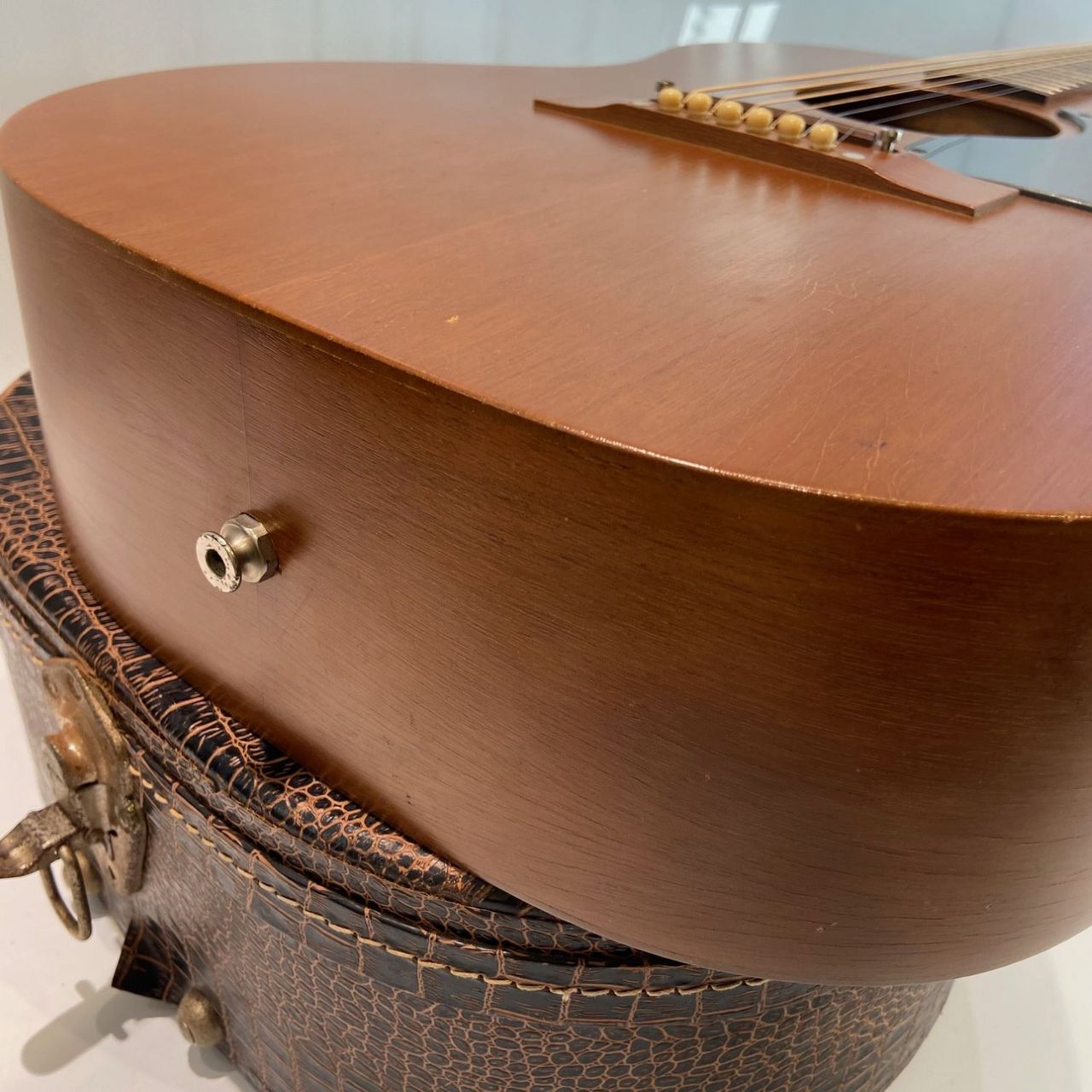 【メンテ済】 1968年製Gibson B15 ギブソン　ナローネック Gibson B-15 【1968年】 マホガニートップ（ビンテージ/送料無料