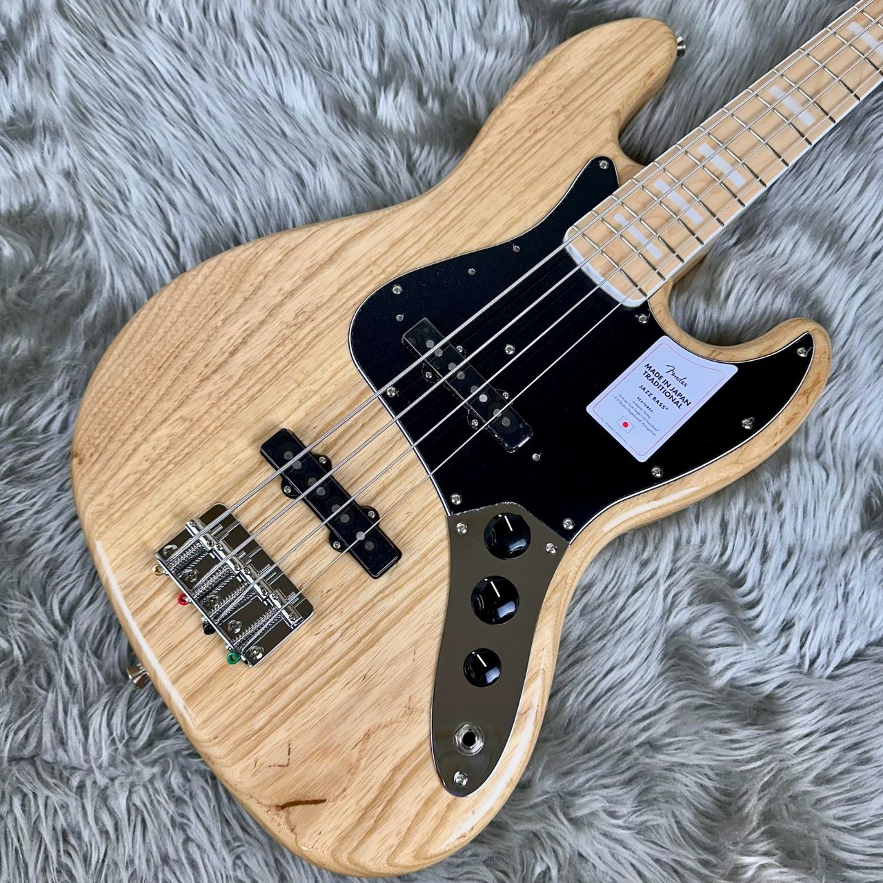 Fender Made in Japan Traditional 70s Jazz Bass Maple Fingerboard