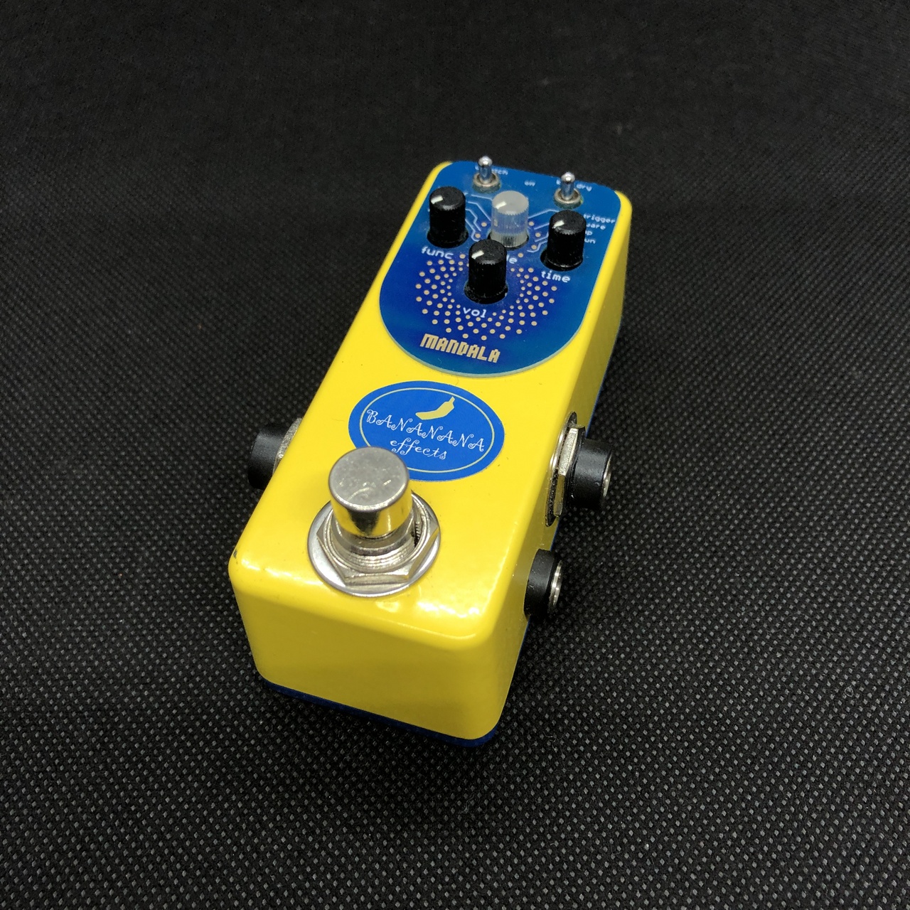 【極美品】グリッジペダル bananana effects / MANDALA Bananana Effects Mandala 美品 MANDALA GLITCH PEDAL