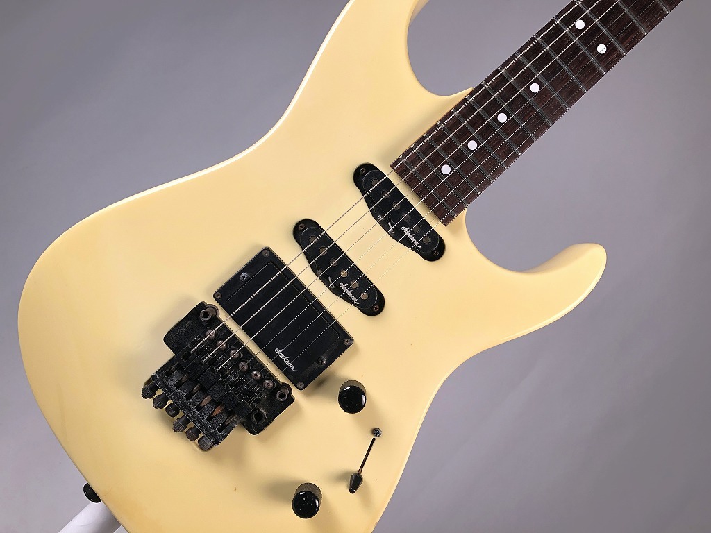 JCR カウベル チャチャベル（Cha-Cha Bell） 激レア生産終了 中古 Charvel 【日本製シャーベル!】MODEL-MOD -White-【USED】（中古