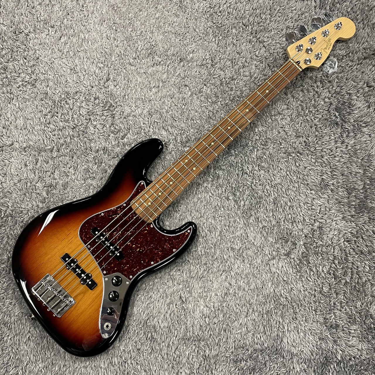 Fender Player Jazz Bass V 3-Color Sunburst / Pau Ferro【中古美品】【5弦ベース】（中古 /送料無料）【楽器検索デジマート】