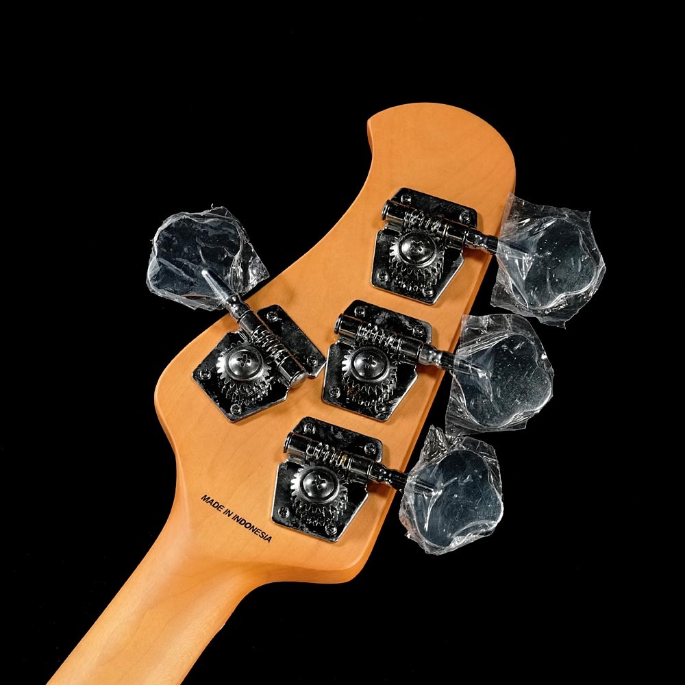 Sterling by MUSIC MAN StingRay Classic RAY24CA Olympic White(重量