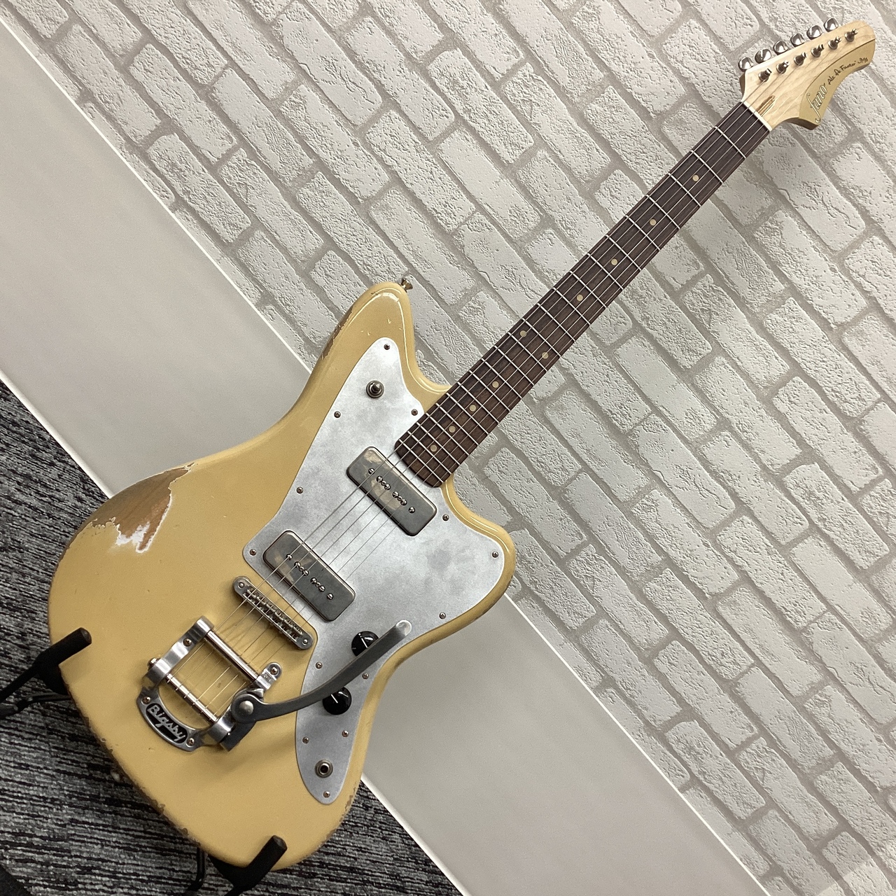 FANO Alt de Facto JM6 Bigsby B5/Desert Sand【Serial:251103