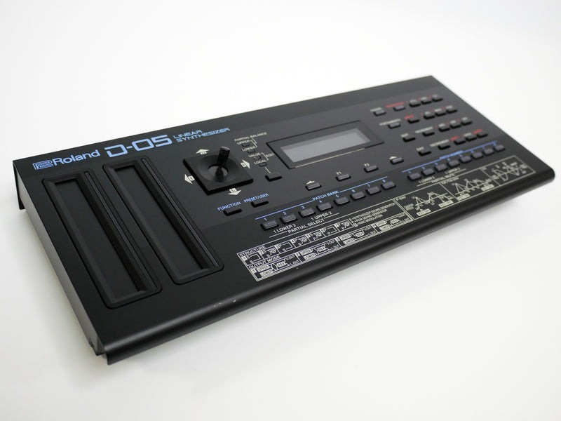 Roland D-05（中古）【楽器検索デジマート】