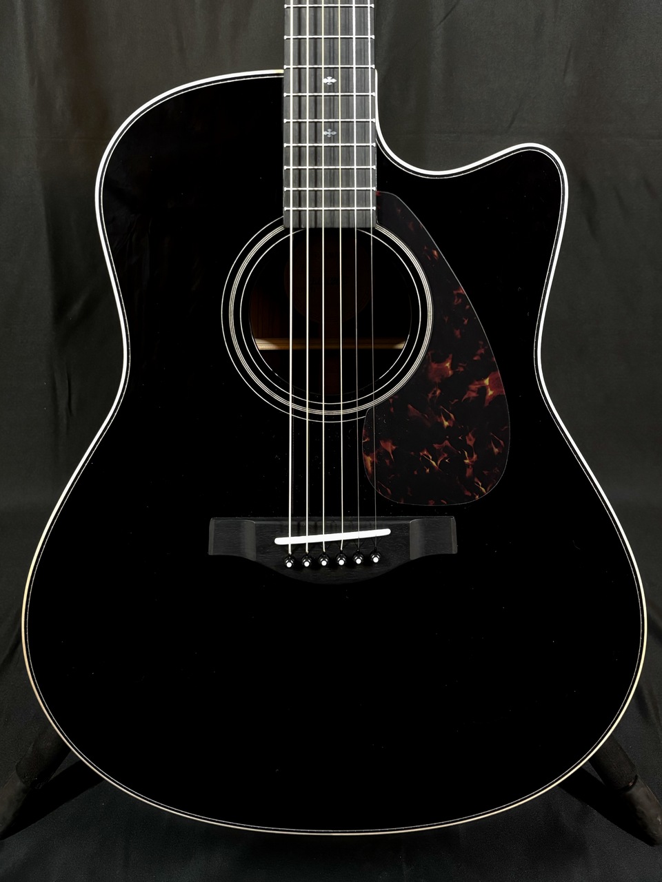 YAMAHA✩L12-6✩ギター✩12弦✩10月までの限定出品✩ケースは付きます Yahoo!オークション -「yamaha l12」の落札相場・落札価格