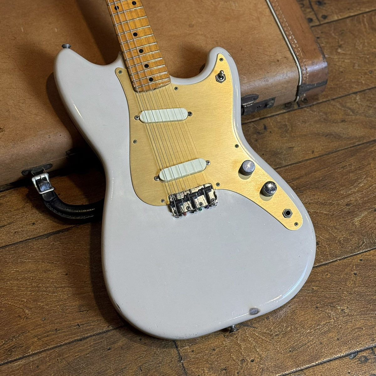 Fender Duo Sonic 1959（ビンテージ/送料無料）【楽器検索