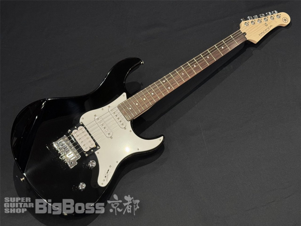 YAMAHA PACIFICA112V / Black(BL)（新品/送料無料）【楽器検索デジマート】