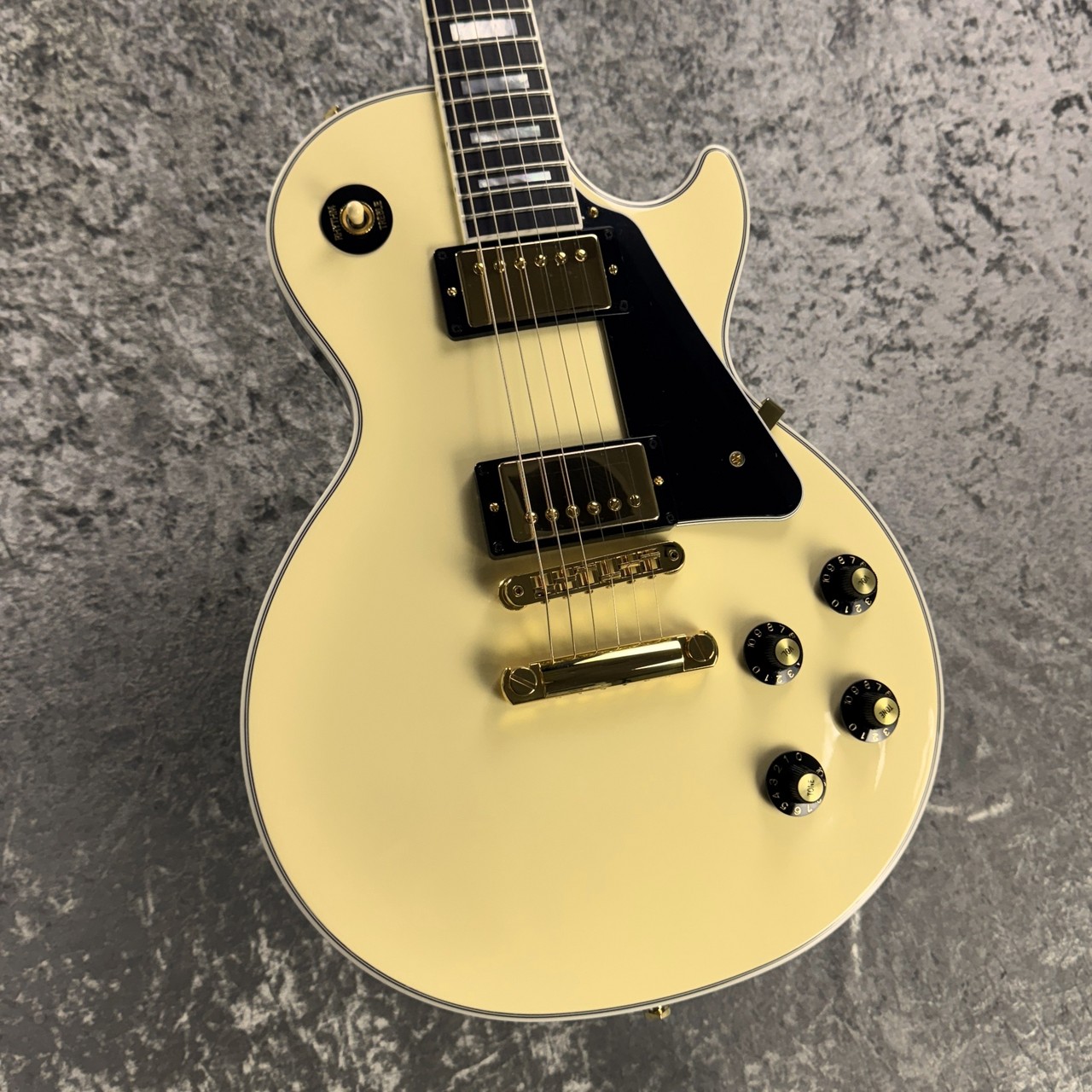 Gibson 【待望の復活】Les Paul Custom 70s / Butter Cream #213250251