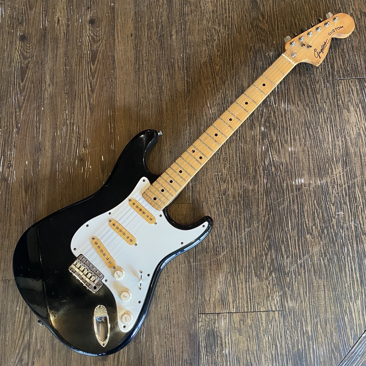 グヤトーン　Custom 1975年製　ジャパンビンテージ Guyatone Custom 1975年製 Electric Guitar（中古/送料無料）【楽器