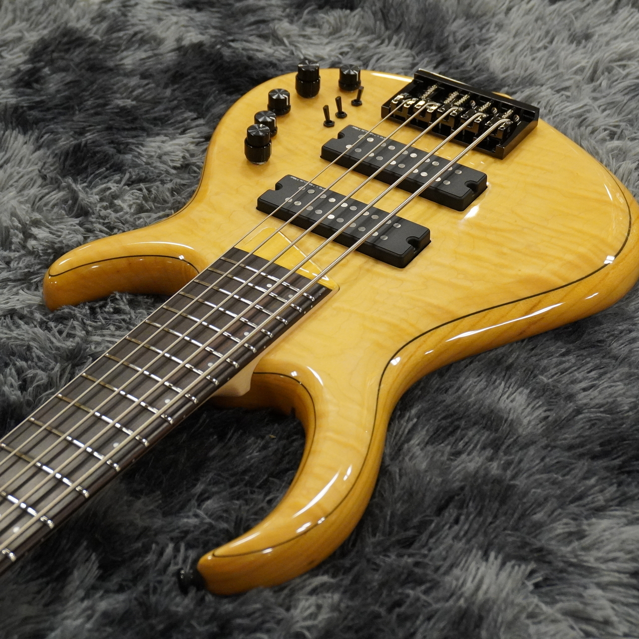 Sire 5弦　M7 Sire Marcus Miller M7 Alder-5 Transparent Blue 2Nd Gen