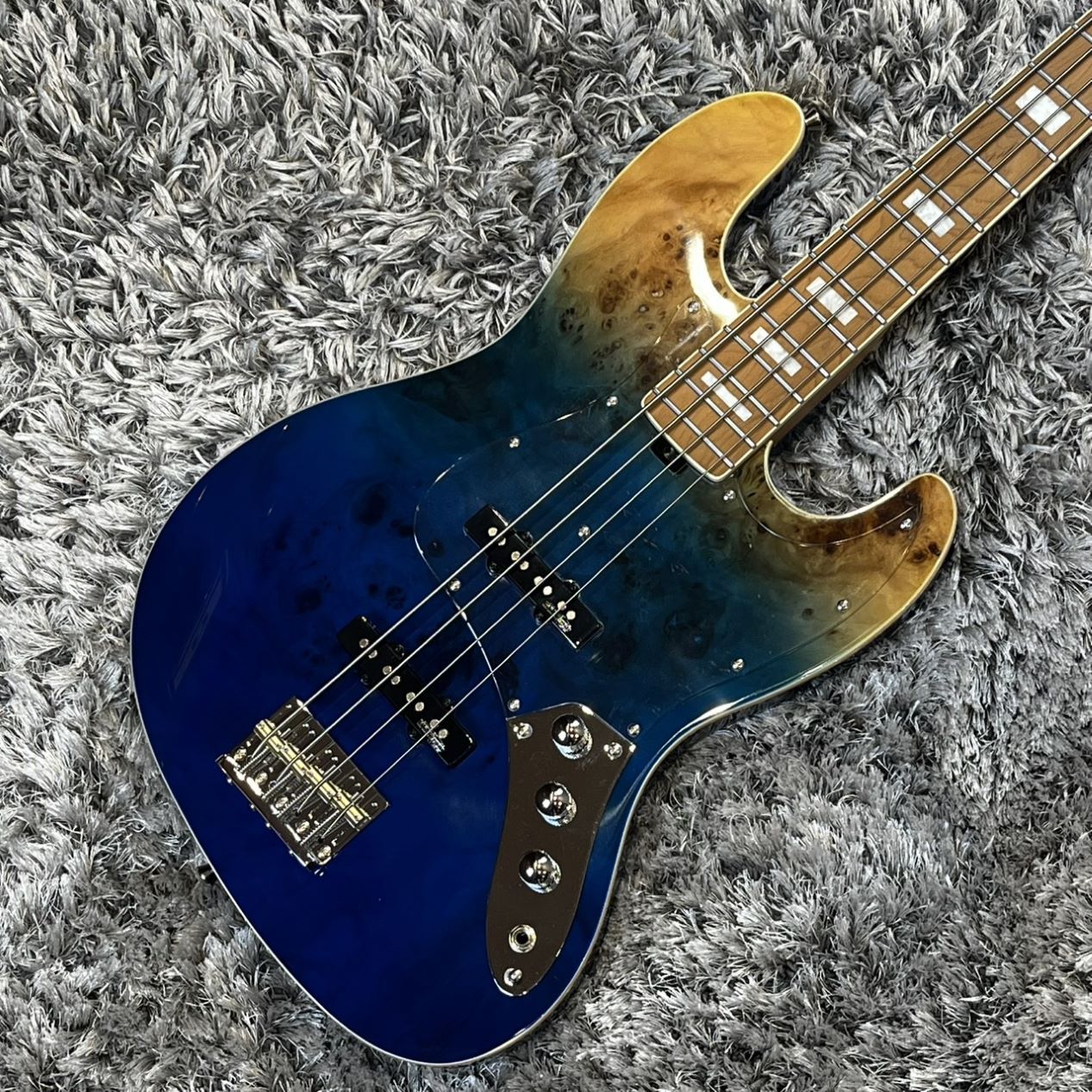 Sfida SJB-800 Blue (ブルー) エレキベース ローステッドメイプル