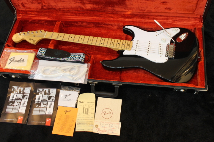 Fender Jimi Hendrix VooDoo Stratocaster BLK 1997年製（中古）【楽器