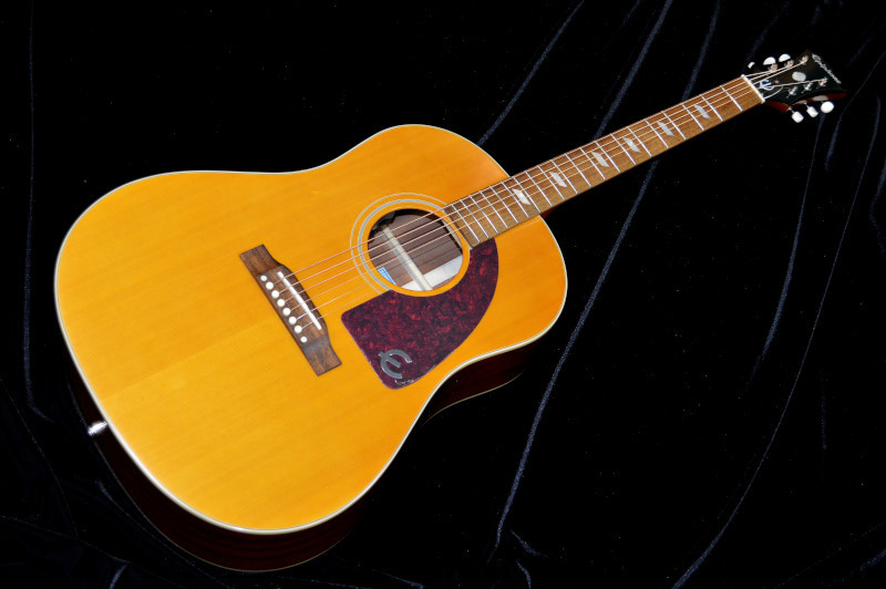 Epiphone 　MasterbiltＪ200、オール単板ギター 新品入荷】お手頃価格で手に入るオール単板モデル！Epiphone