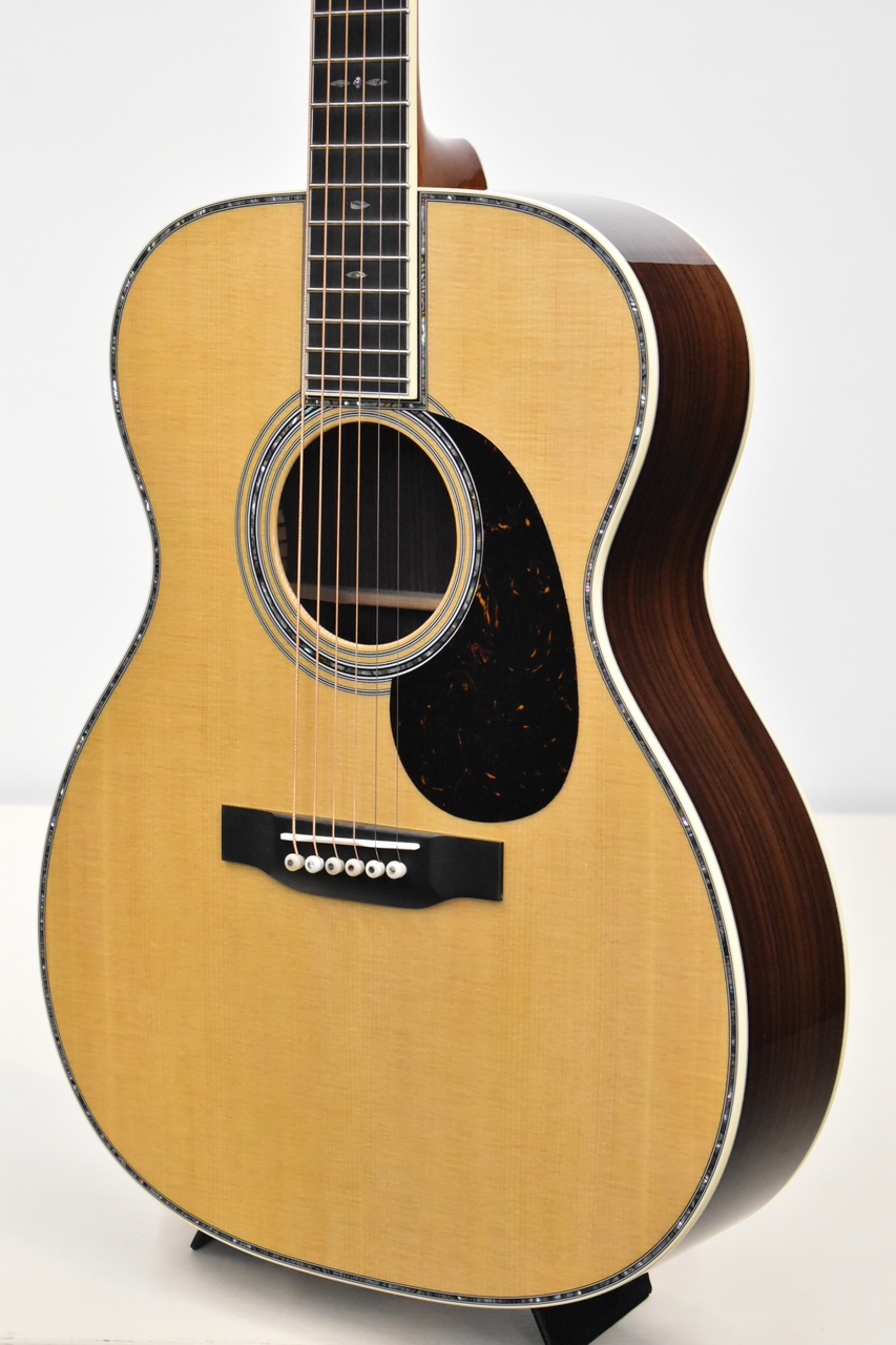Martin 【クロサワ横浜店】000-42 #3042672 【弾きやすいのに格別