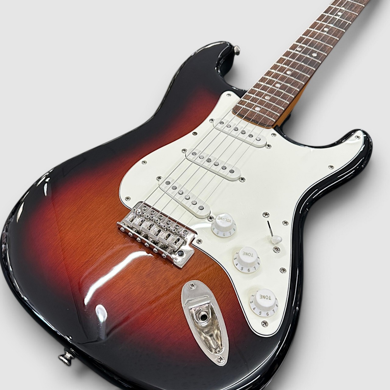 Squier by Fender Classic Vibe '60s Stratocaster ストラトキャスター