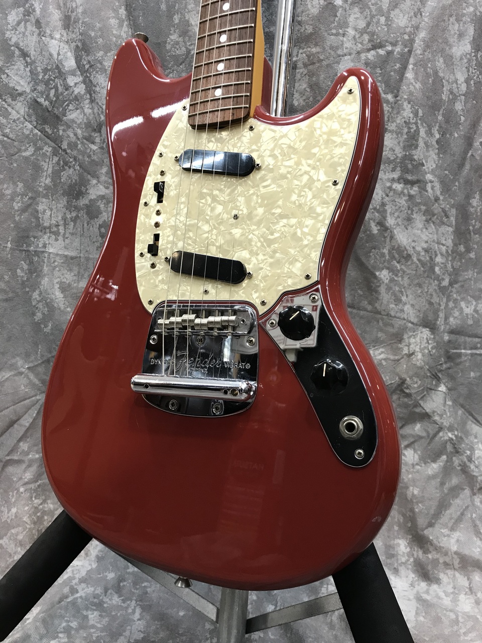 Fender Japan MG66-86（中古）【楽器検索デジマート】