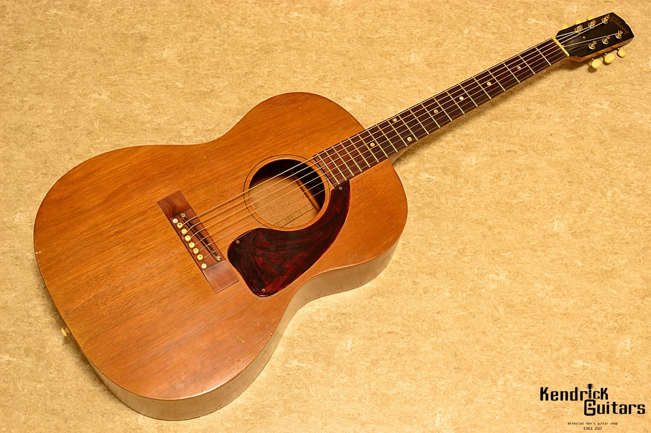 Gibson B-15 1968年製　専用ハードケース付き Gibson B-15 1968年製 専用ハードケース付き - メルカリ