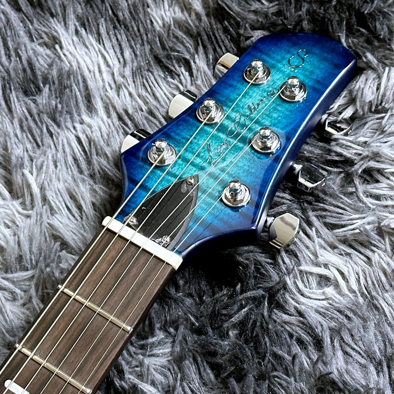 Sire Larry Carlton Q7 Hollow TBL (Transparent Blue) 【2026 NEW