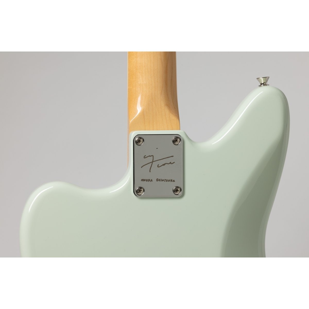 Fender Moeka Shiotsuka Jaguar moni Rosewood Fingerboard Aged Sonic