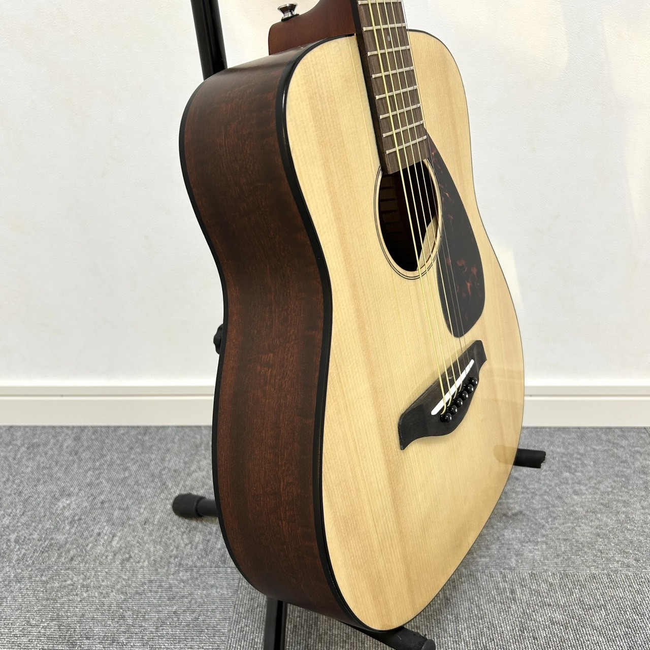YAMAHA アコースティックギター JR2 ケース付き YAMAHA ヤマハ JR2 NT