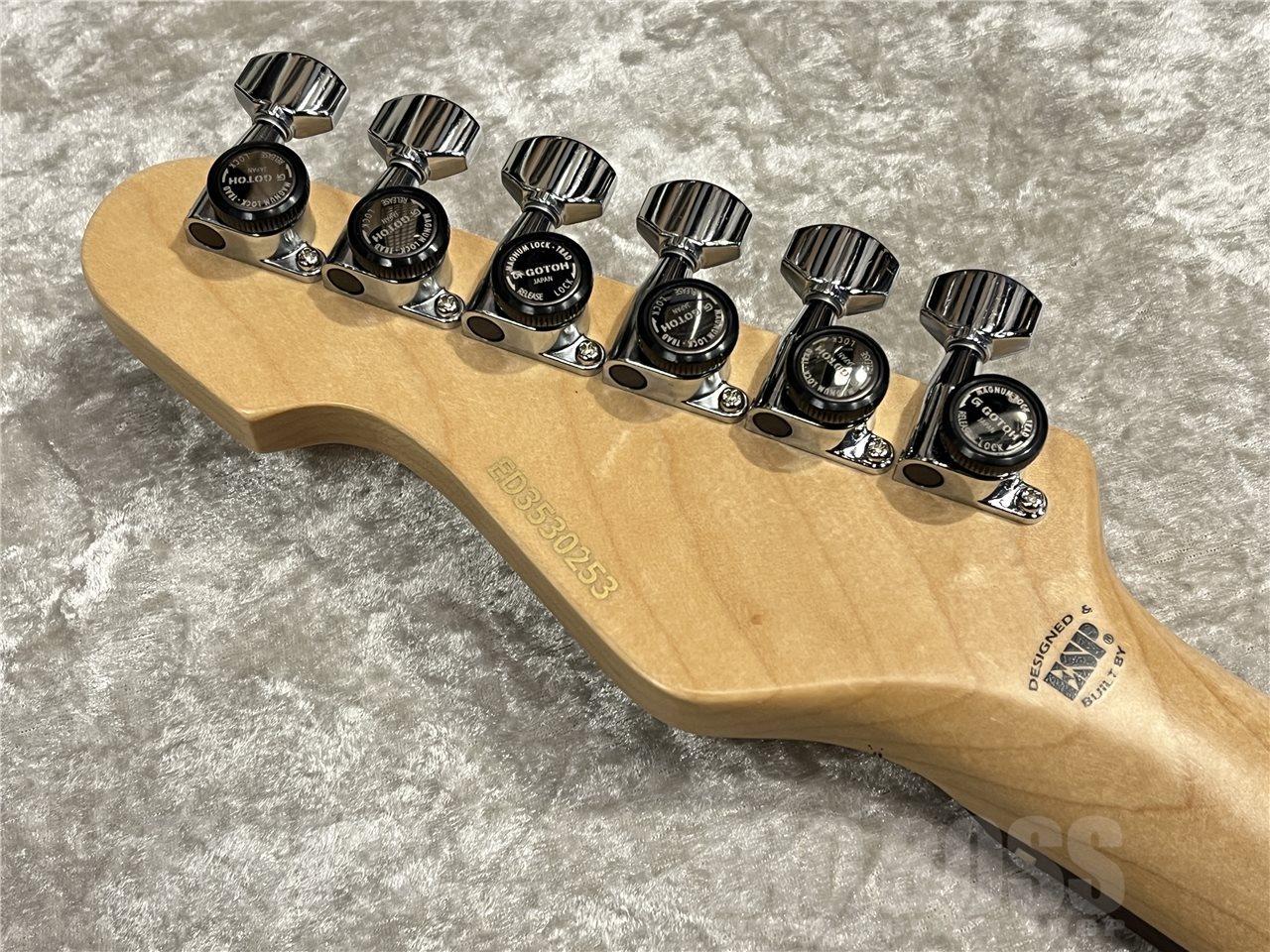 EDWARDS E-SNAPPER-AL/R 20th Anniversary【Topaz Sparkle