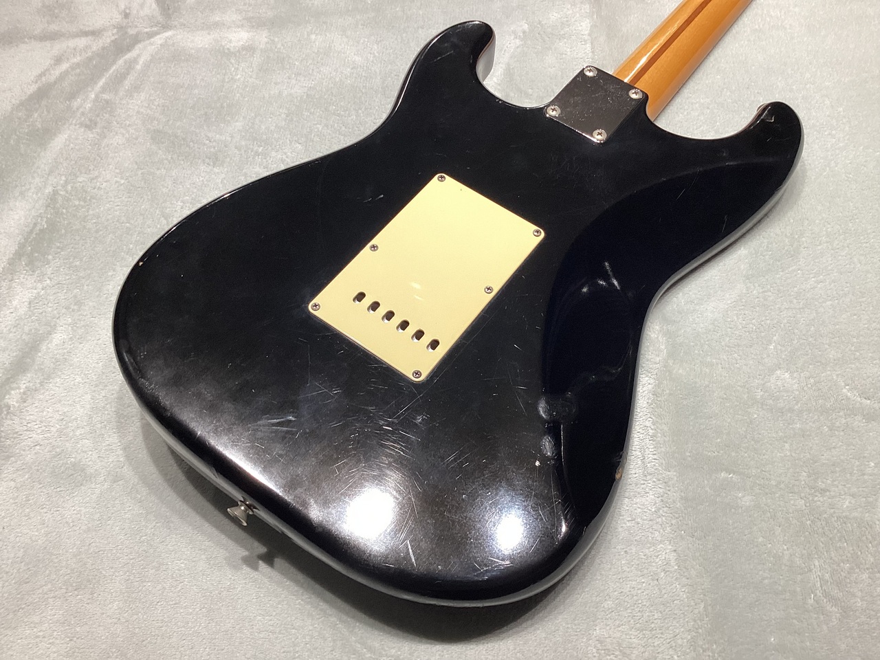 Fender Japan ST54-90 BLK ( ST54-900 )（ビンテージ）【楽器検索