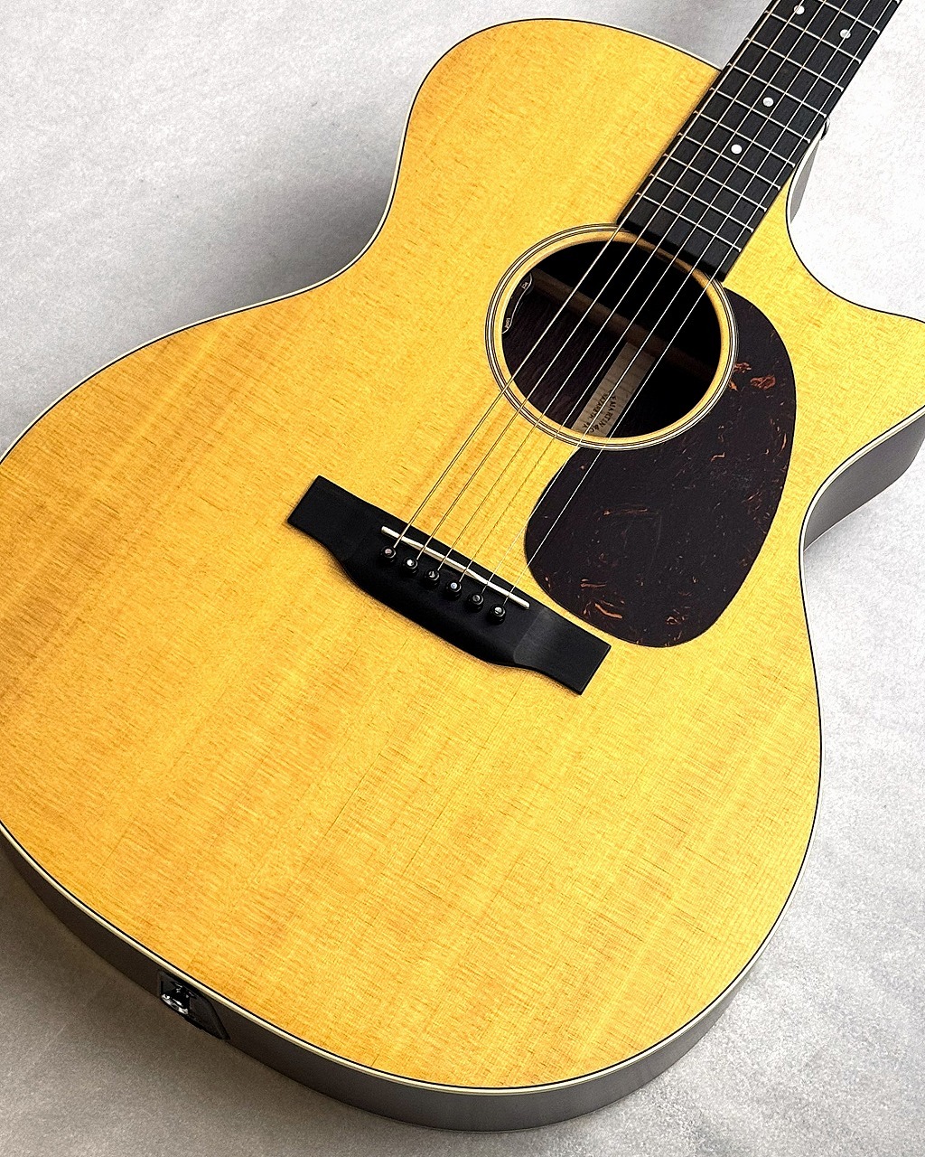 Martin 【NEW Model!!!】 GPC-16E #3092650 【オール単板】【エレアコ