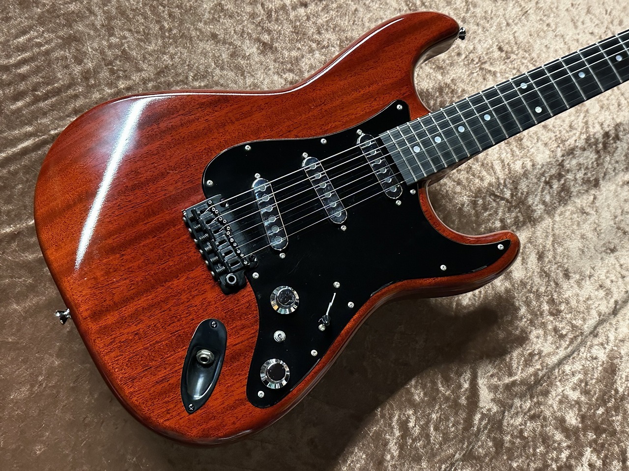Kz Guitar Works Kz ST Trad 22 3S11 RS ≒3.368Kg【中古】（中古