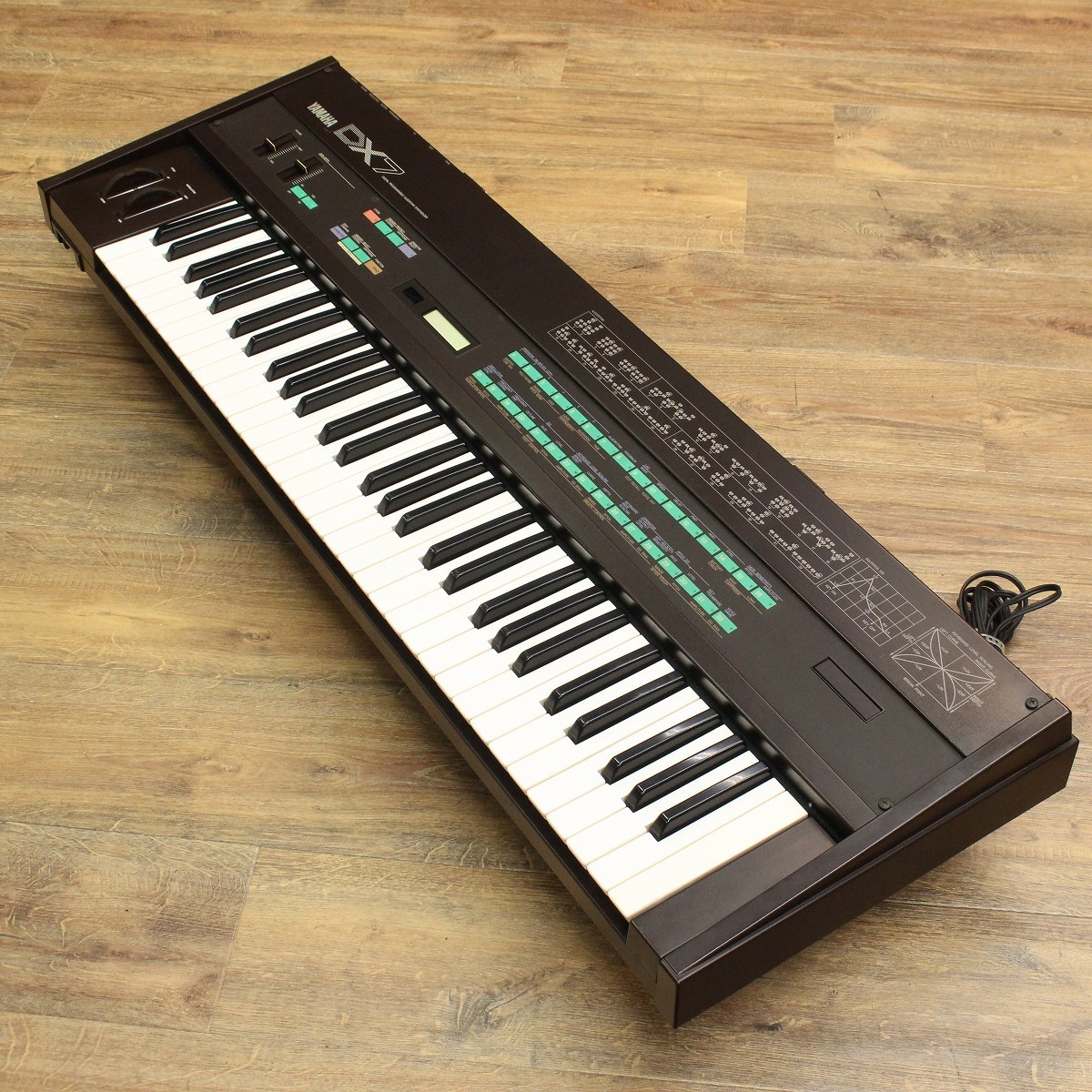 【引取限定】 YAMAHA DX7 Yahoo!オークション - 【引取限定】YAMAHA/ヤマハ シンセサイザー DX7/