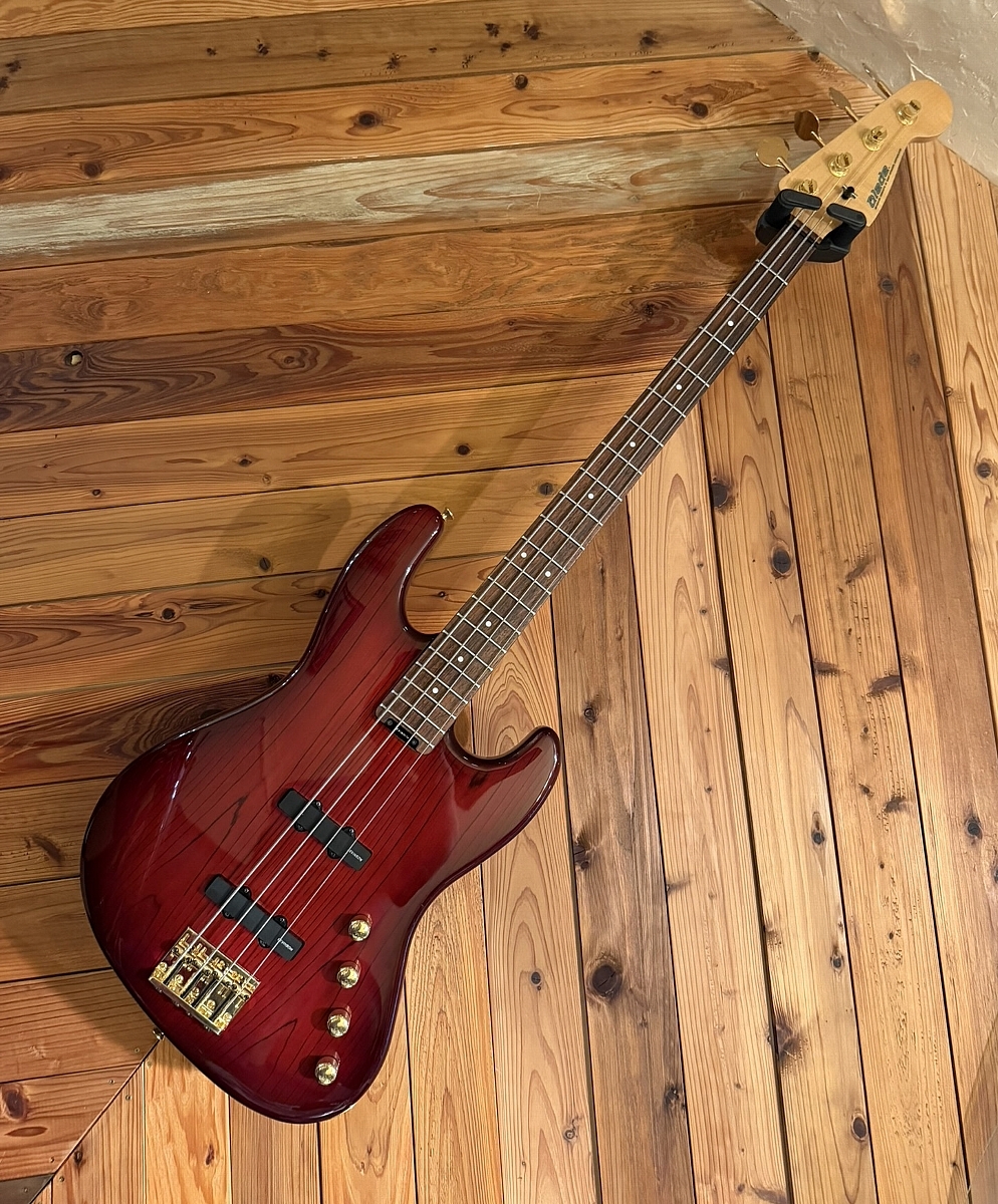 Blade B2（中古）【楽器検索デジマート】