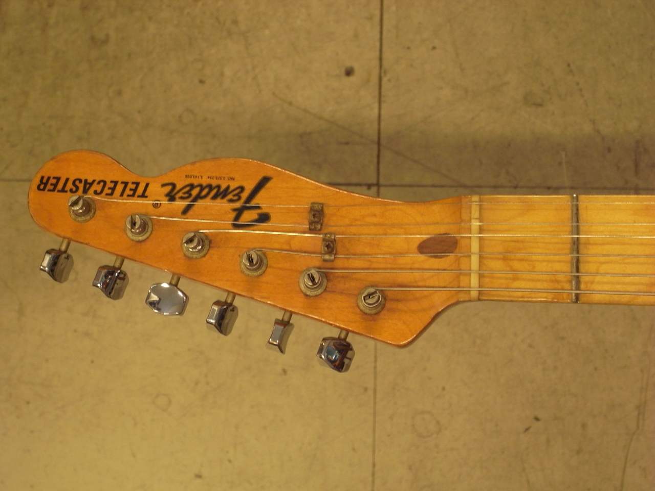 Fender TELECASTER (1975)（ビンテージ）【楽器検索デジマート】