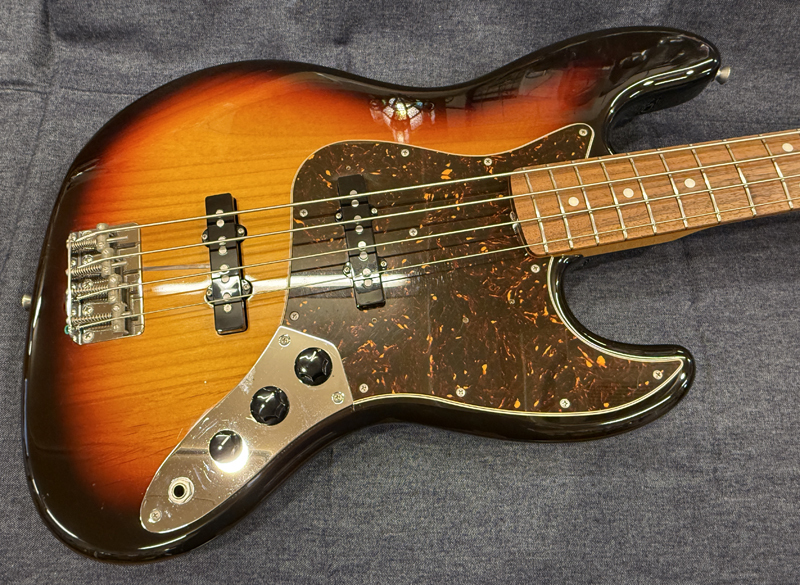 ベース Fender Japan JB62US Amazon.co.jp: Fender Japan JB62-US ジャズベース (3TS) : 楽器