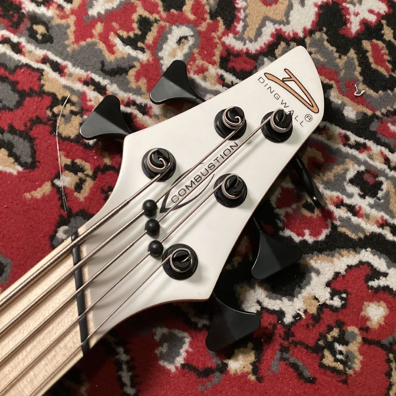 DINGWALL NG-3 5st（DW）【5弦エレキベース】【現物画像/4.12kg