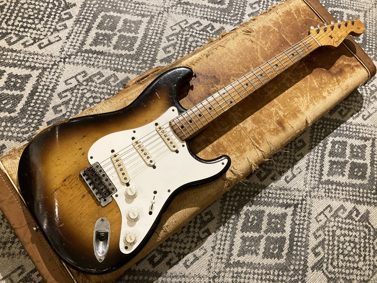 Fender 1956 Stratocaster Maple Neck / Sunburst（ビンテージ）【楽器