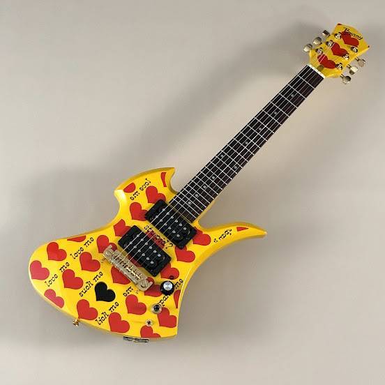 Burny Yellow Heart Jr. YH-JR（中古/送料無料）【楽器検索デジマート】